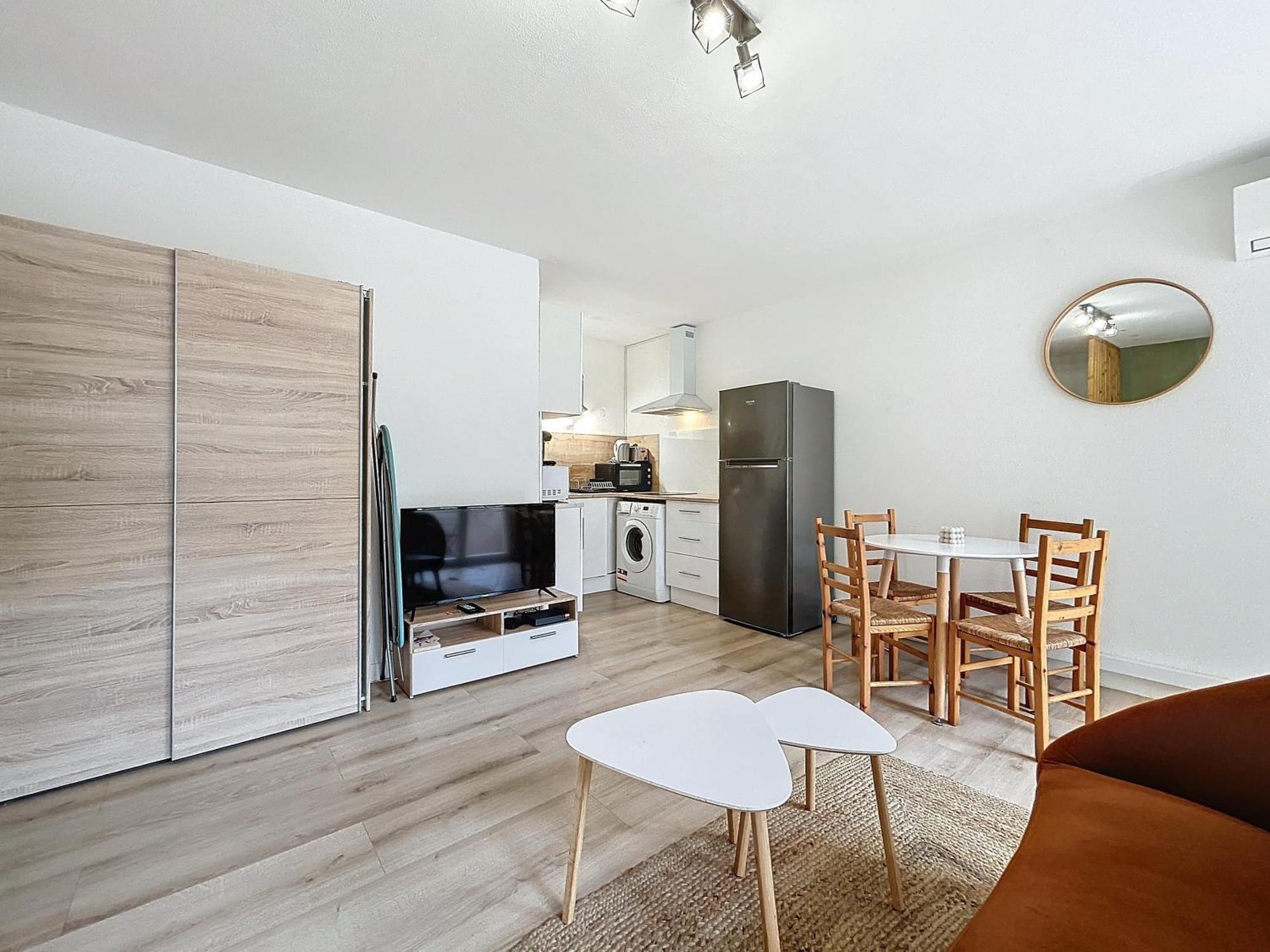 Studio Cosy - Balcon - Wifi - Free Parking Нарбон Екстериор снимка